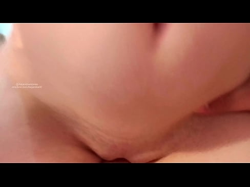 ❤️ माझ्या बहिणीच्या खोलीत झोपलो होतो आणि मला जाग आली ❌  mr.porngipfy.ru वर  ❌️